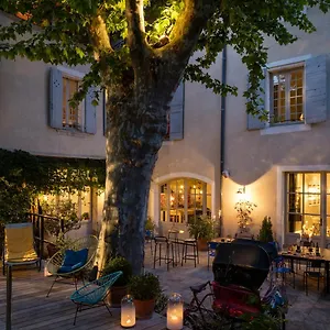 Hotel La Maison Sur La Sorgue - Esprit De France ****
